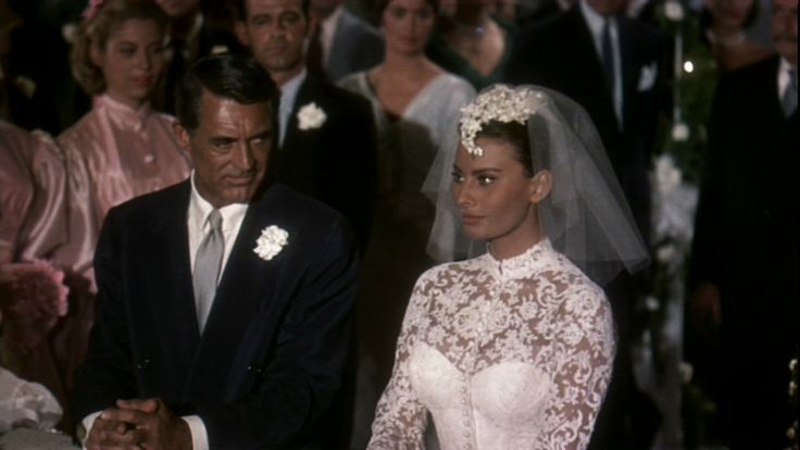 Lauren Snchez's Wedding Dress Inspired by Sophia Loren  Sahra.Nko