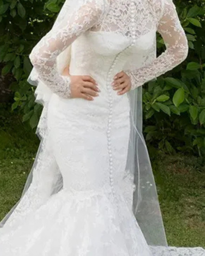 Lauren Snchez's Wedding Dress Inspired by Sophia Loren Sahra.Nko Lauren Snchez's Wedding Dress Inspired by Sophia Loren Sahra.Nko